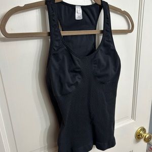 Gap black workout tank top